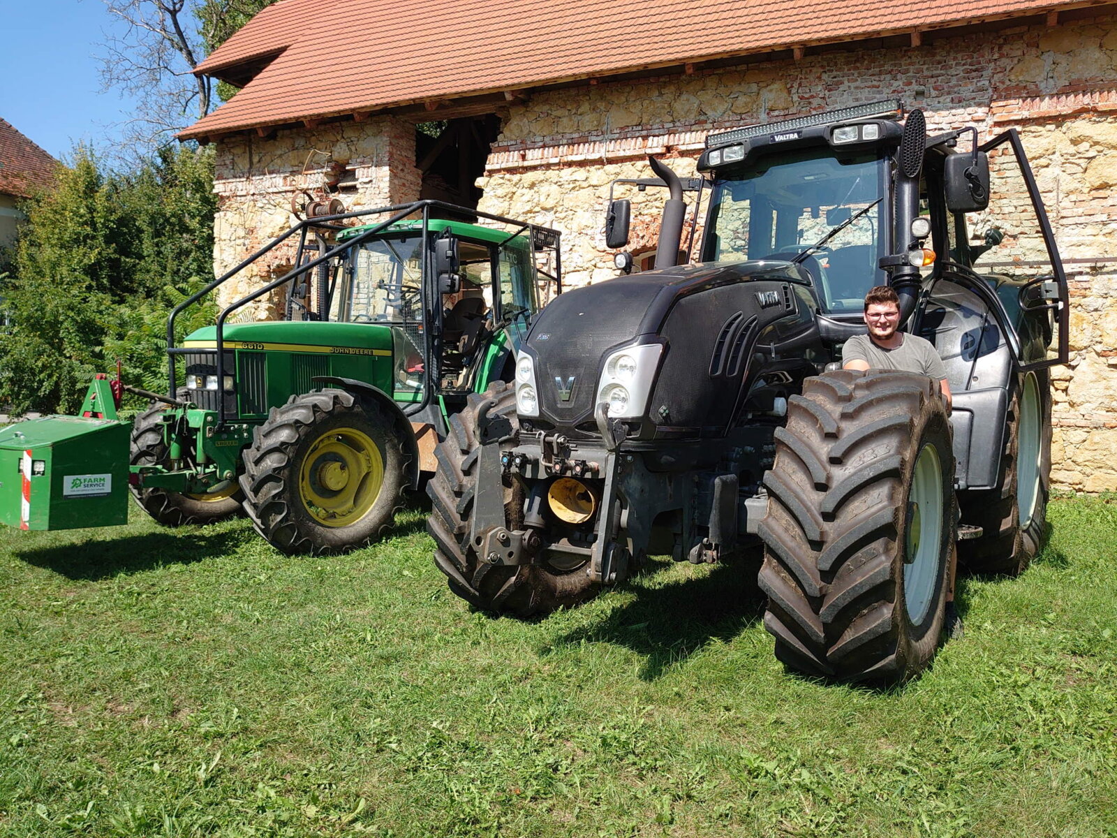 Neukauf Valtra T203