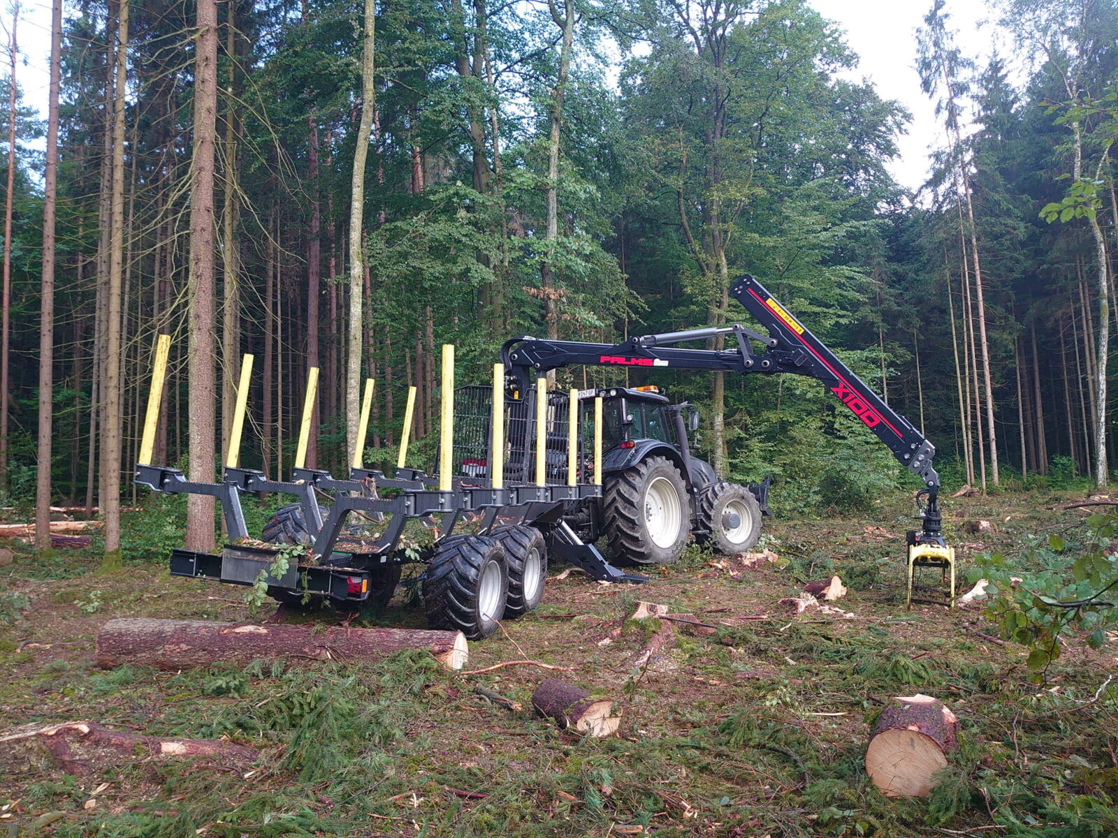 Forstanhänger von Forstunternehmen Julian Macek